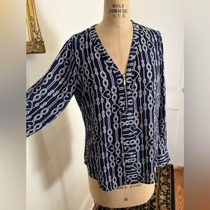 EXPRESS Portofino Women’s Career blouse shirt size S oversized fit runs loose